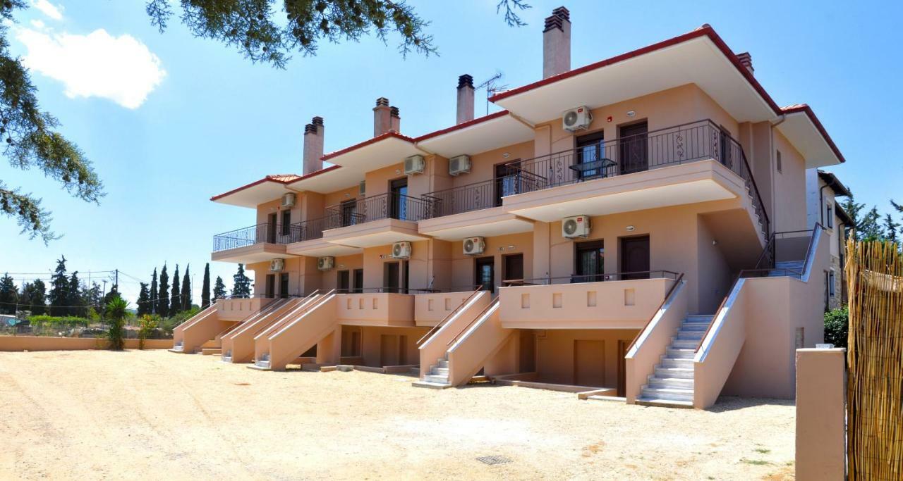 Villa Houses Nikolaos à Áfitos Extérieur photo